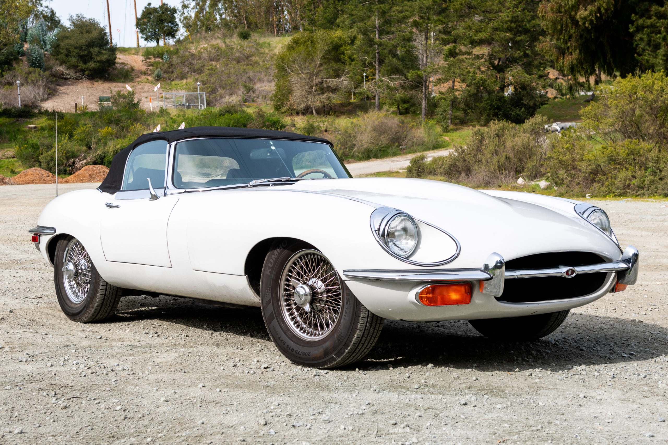 JAGUAR CLASSIC UNVEILS TRIBUTE TO FIRST E-TYPE RACE WINS WITH THE E-TYPE ZP  COLLECTION