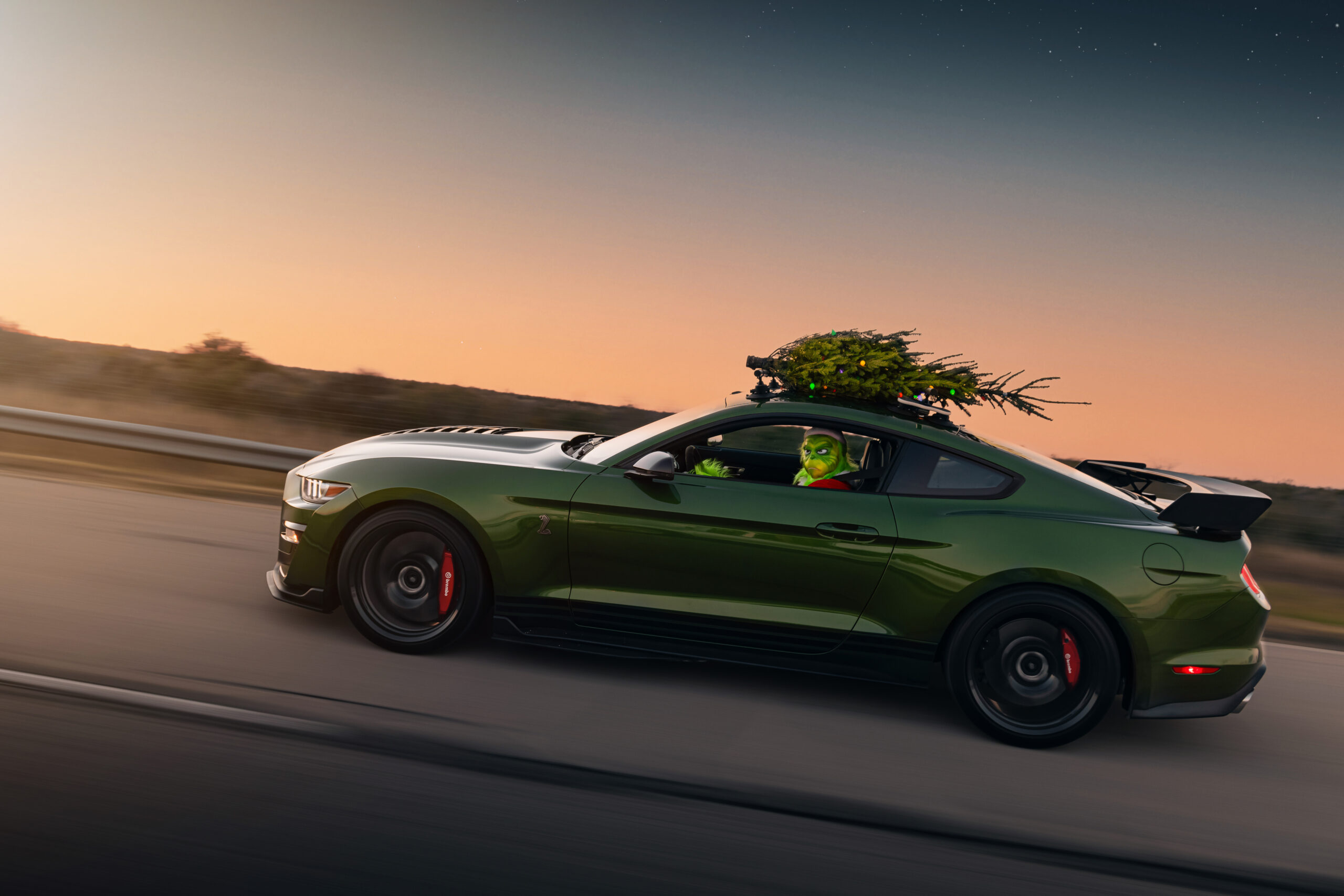Celebration of an icon: 911 GT3 RS Tribute to Carrera RS Package announced  - Porsche Newsroom USA
